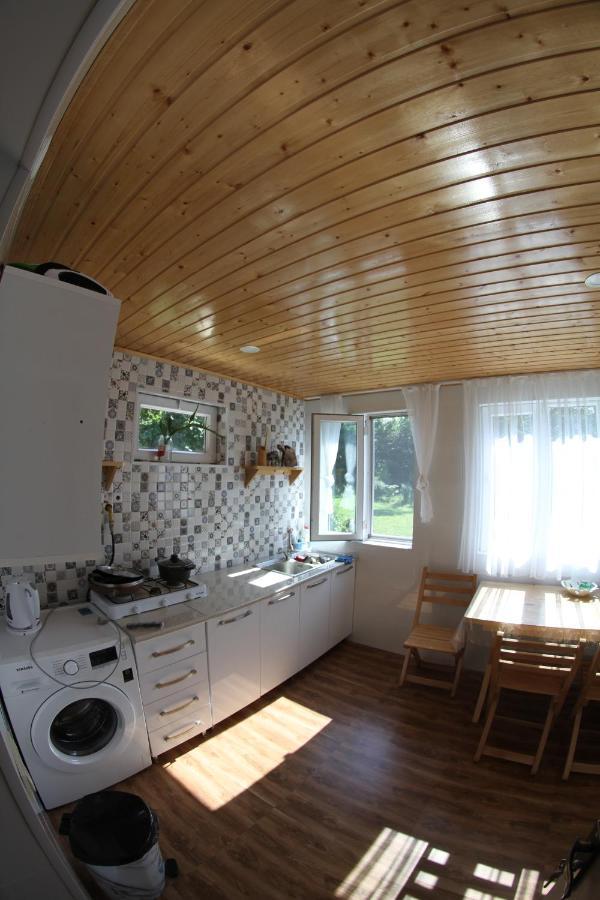 Novel House Apartment Martvili Luaran gambar