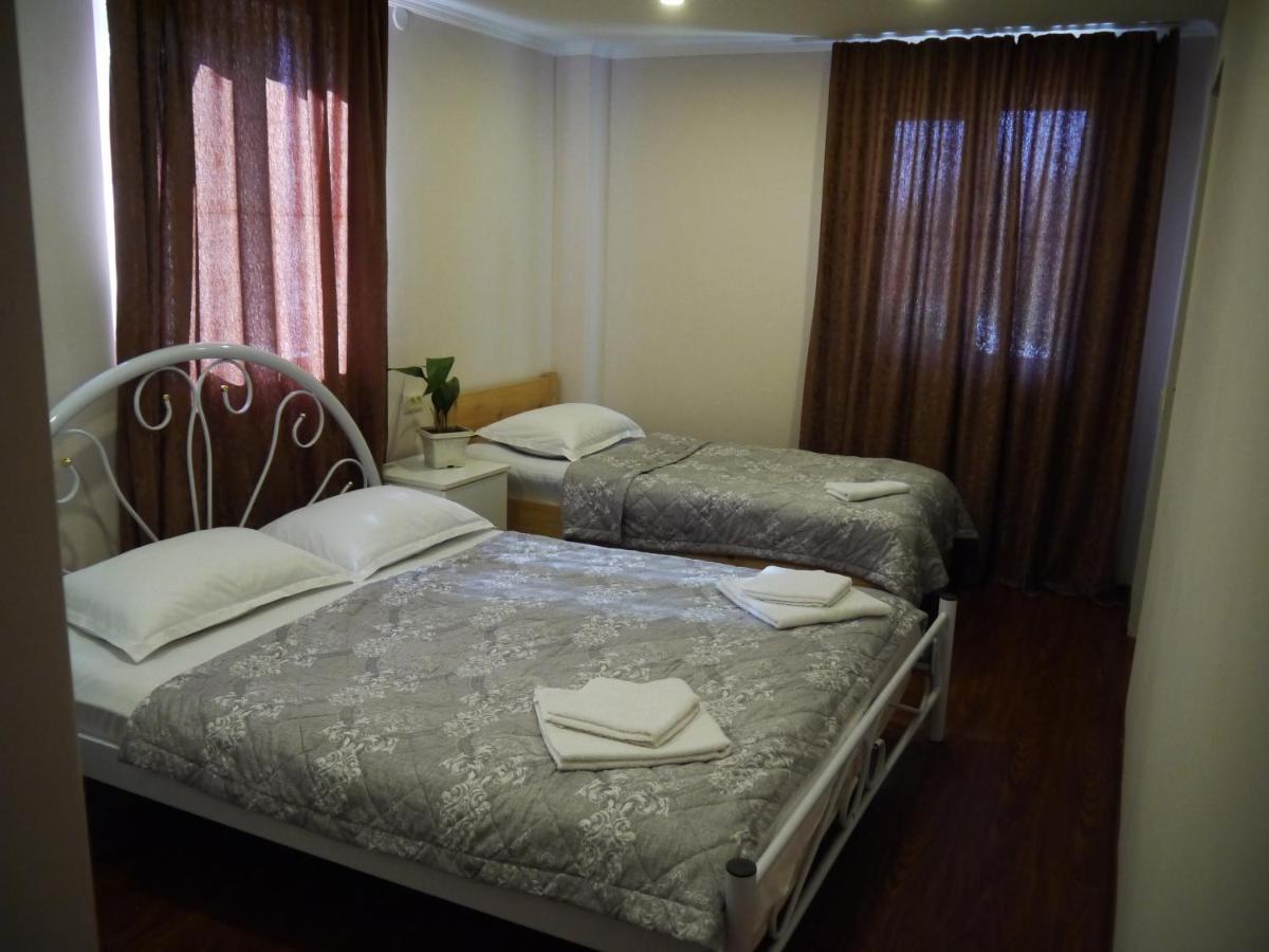 Novel House Apartment Martvili Luaran gambar