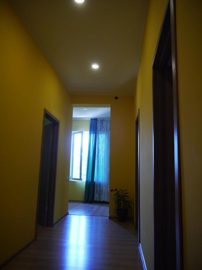Novel House Apartment Martvili Luaran gambar